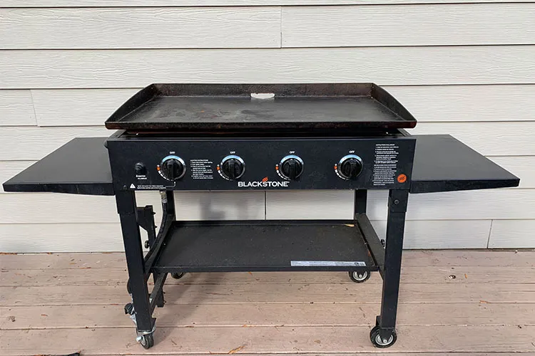 Best Overall – Blackstone 36 inch Outdoor Flat Top Gas Grill Griddle Station