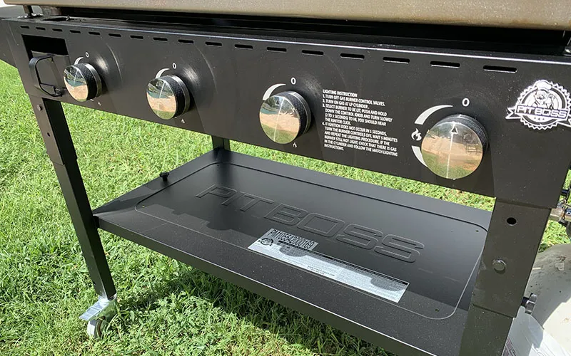 Top 8 Best Outdoor Gas Griddles for 2023