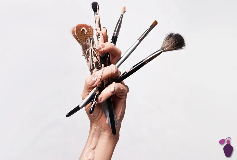 How to Clean Makeup Brushes at Home